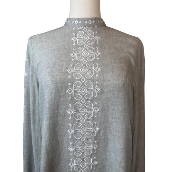 2/$25 ZARA Gray Medium Embroidered Dainty Long Sleeve Blouse - Picture 5 of 14